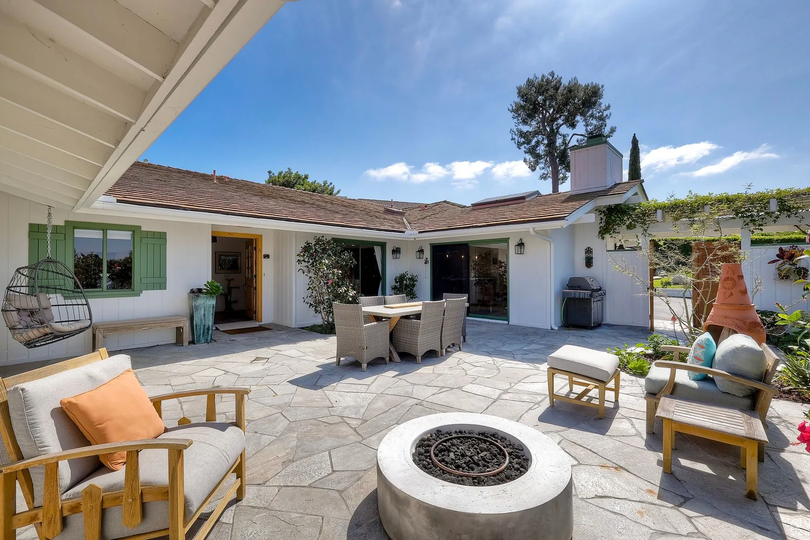 Courtyard at Casa La Granada