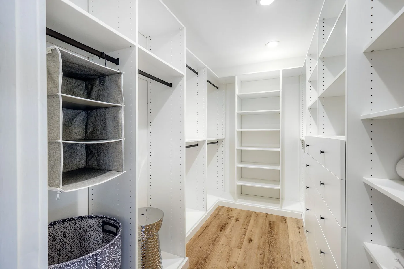 Room 3 closet at Casa La Granada